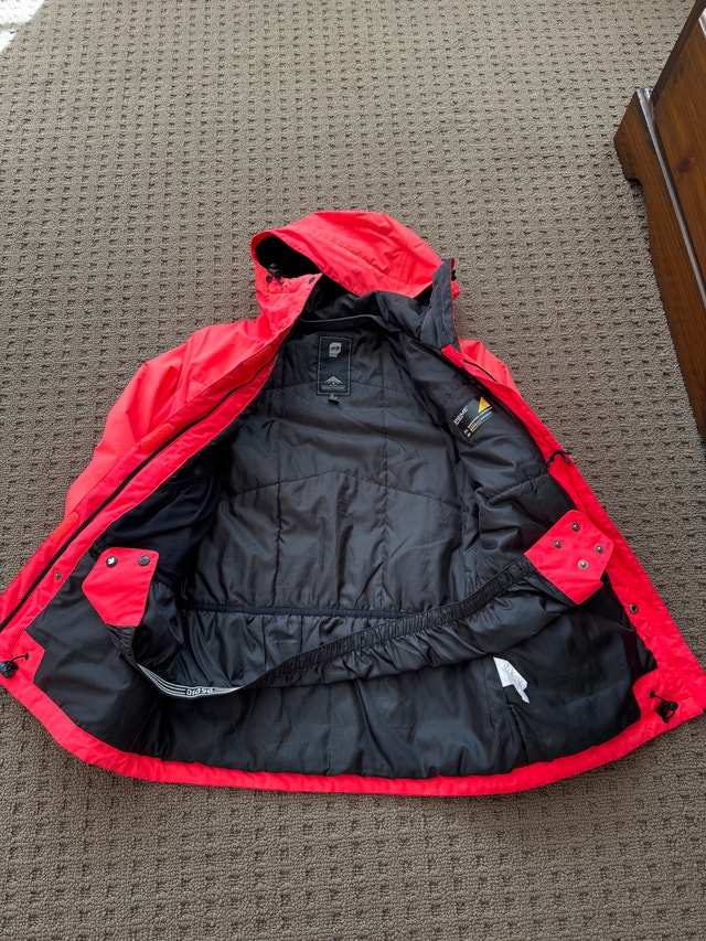 Women's Orage Ski Jacket Size Small  REDUCED $40 - photo 2