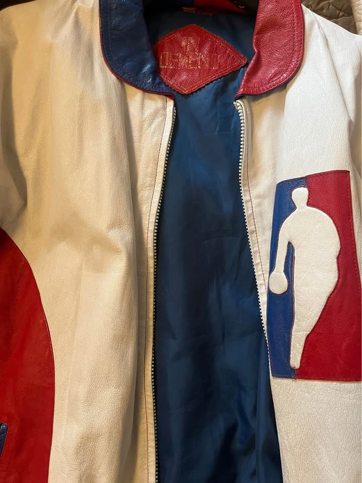 Vintage 90s Leather Basketball Jacket – NBA Inspired - photo 2