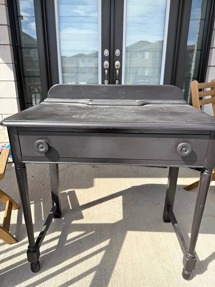 Solid wood desk
