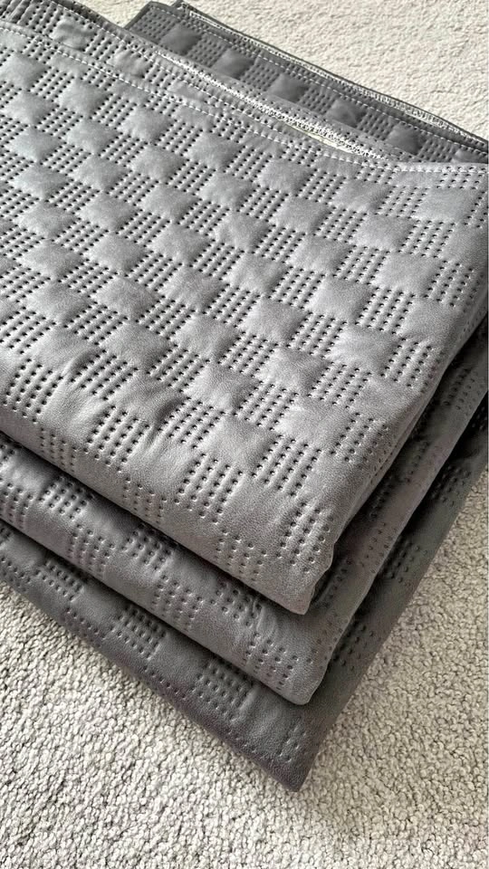 Anti-slip faux leather couch covers