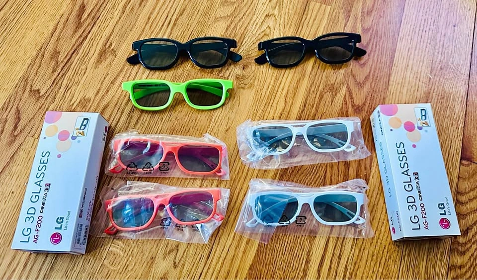 3D Glasses x 7 Sets - Passive