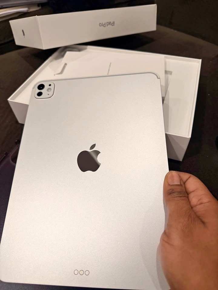 iPad Pro 11-inch 256GB M5 Chip