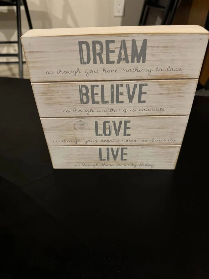 Wooden "Welcome" Sign
