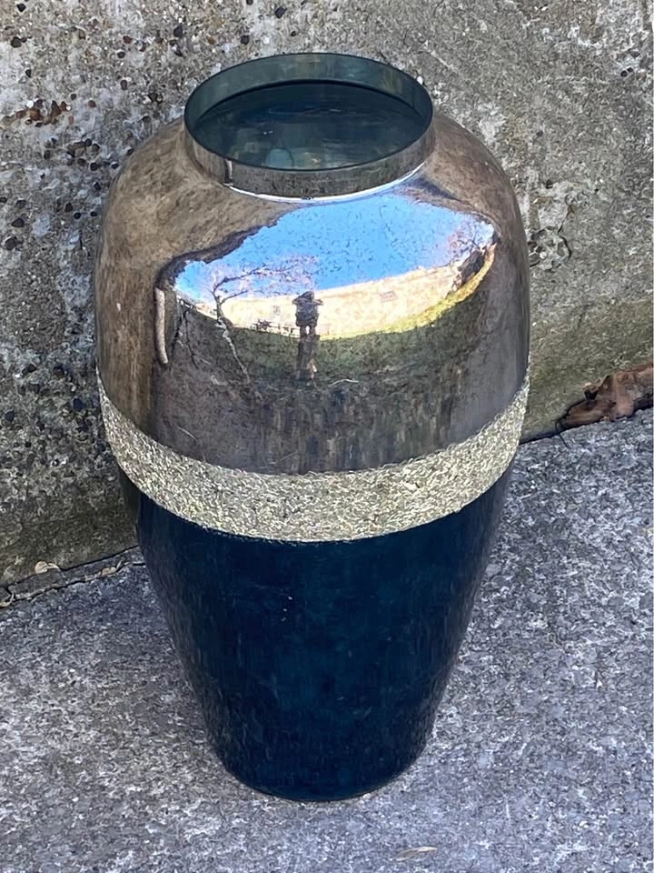 20"H x 11" Diameter Metallic Finish Glass Vase - photo 3
