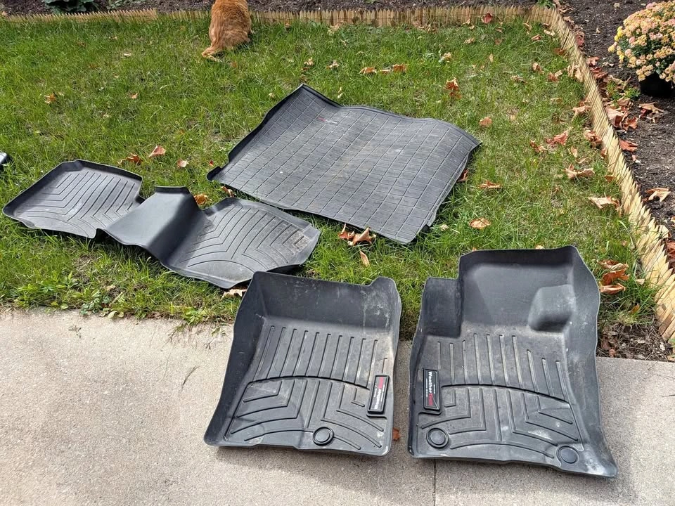 WeatherTech Floor Mat Set for 2020 Ford Escape