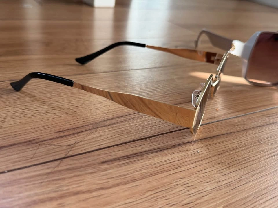 Sunglasses - photo 2