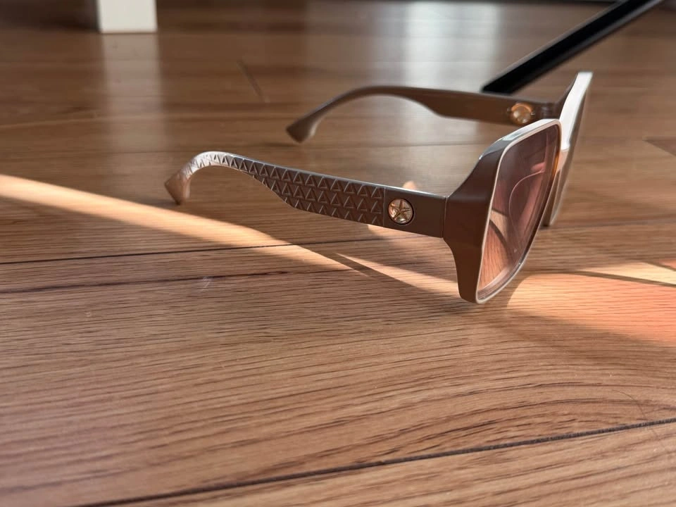 Sunglasses - photo 3
