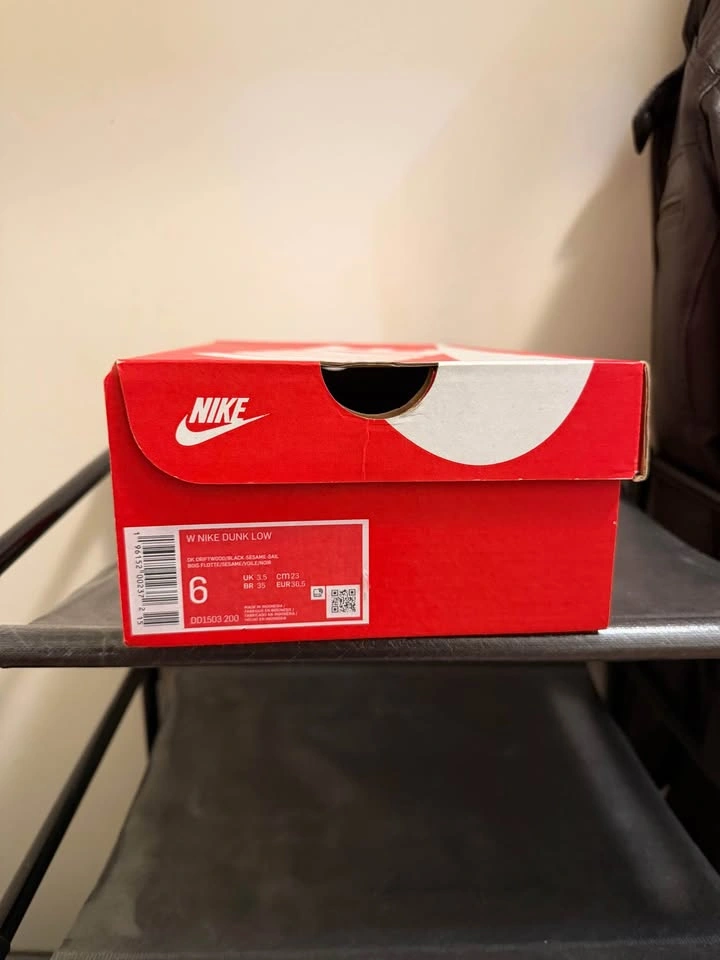 Nike shoe size 6 - photo 4