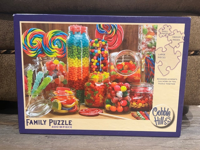400 Piece Family Puzzle - Cobble Hill Candy