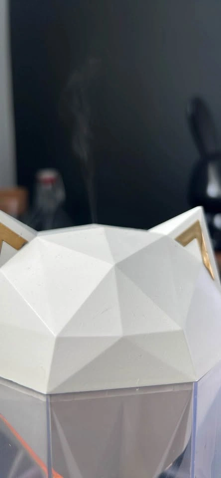 Geometric Wolf Head Essential Oil Diffuser - photo 3