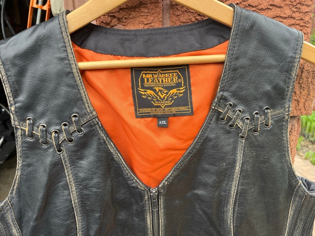 Milwaukee Leather Motorcycle Vest - XXL - photo 2