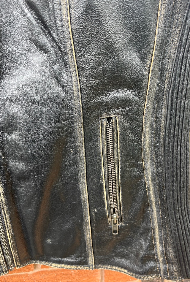 Milwaukee Leather Motorcycle Vest - XXL - photo 3