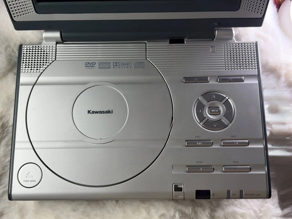 Portable DVD Player 8.4” Screen w/ Remote & Car Kit - photo 2