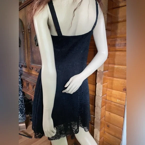 Free People Little Black Lace Dress (sweetheart neckline) - photo 3