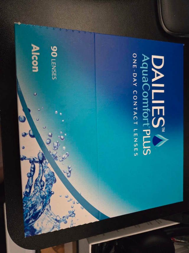 Contact lenses