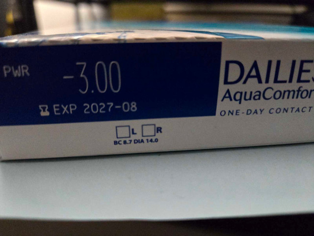 Contact lenses - photo 2
