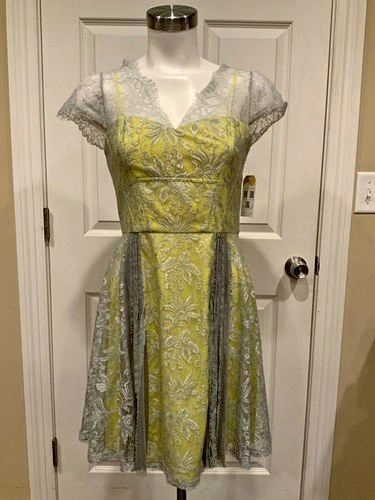 BCBG Max Azria Lov Yellow & Silver Floral Lace Dress Size 4