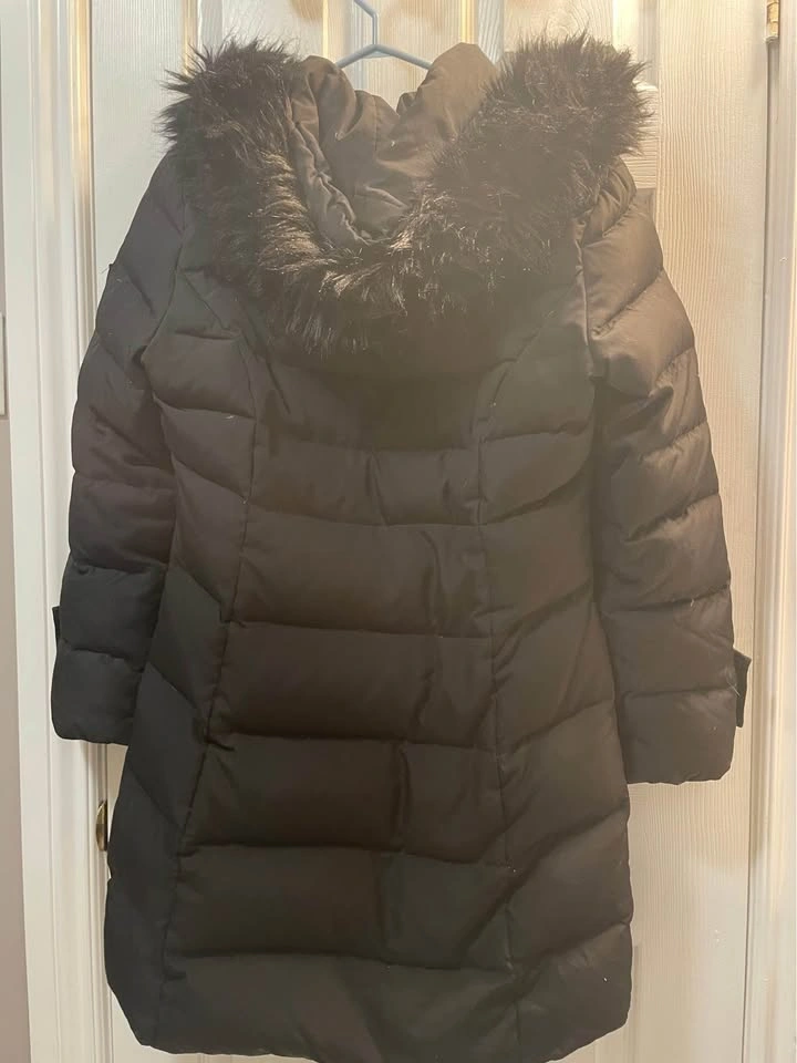 Women’s Down Winter Coat (Medium) - photo 3