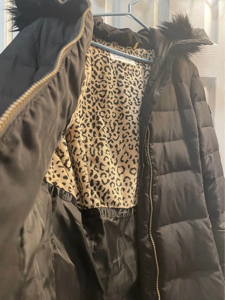 Women’s Down Winter Coat (Medium) - photo 5