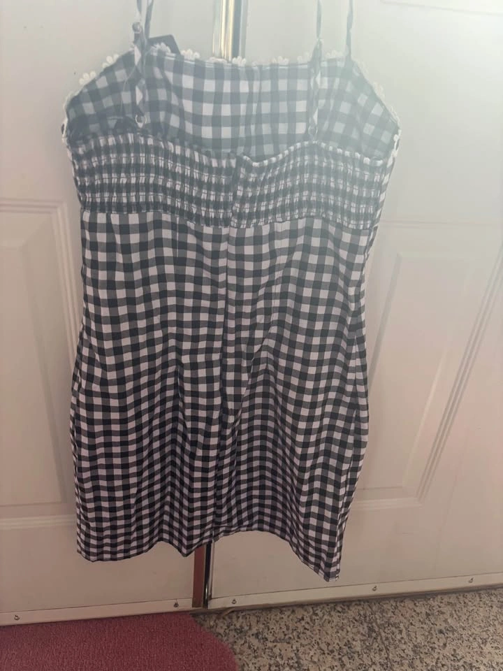 NWT Forever 21 mini Gingham dress size small, never worn! - photo 2