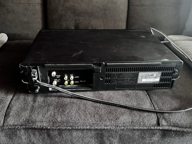 RCA VCR VIDEO CASSETTE PLAYER - photo 2