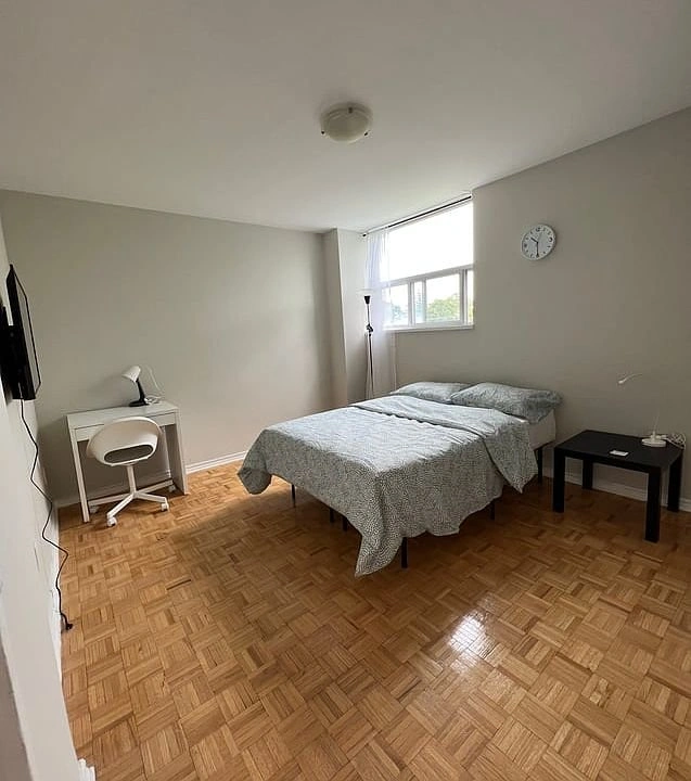 3 Bed 1 Bath Apartment Lease Assignment - photo 2