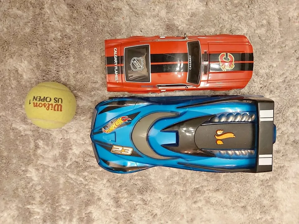 Two toy cars thumbnail