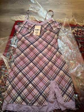 NWT Forever 21 mini floral purple dress size small! Pickup in ea - photo 2