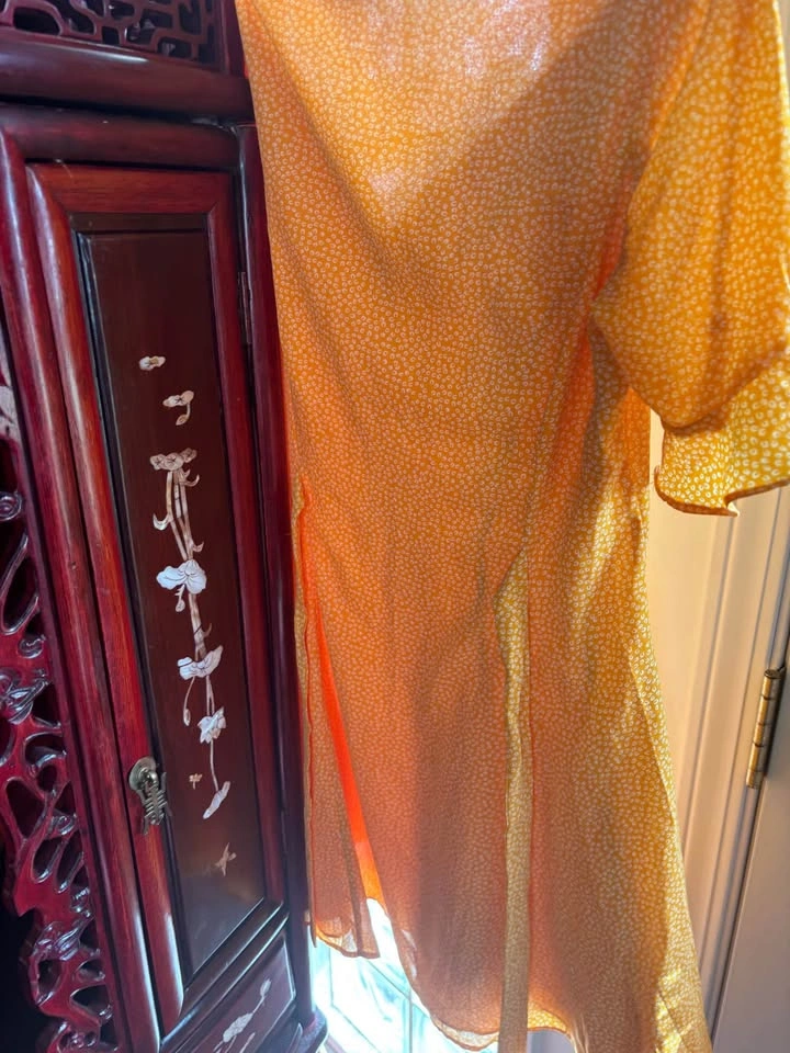 NWT Lulus mini dress yellow floral size small - photo 2