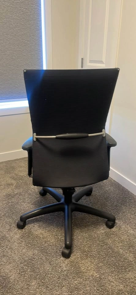 Ergonomic Office Chair - photo 2