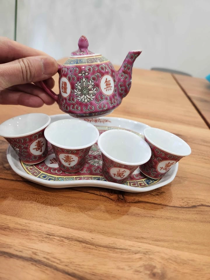 🥕 Jingdezhen Mun Shou Longevity Teapot & Sake Set - photo 3