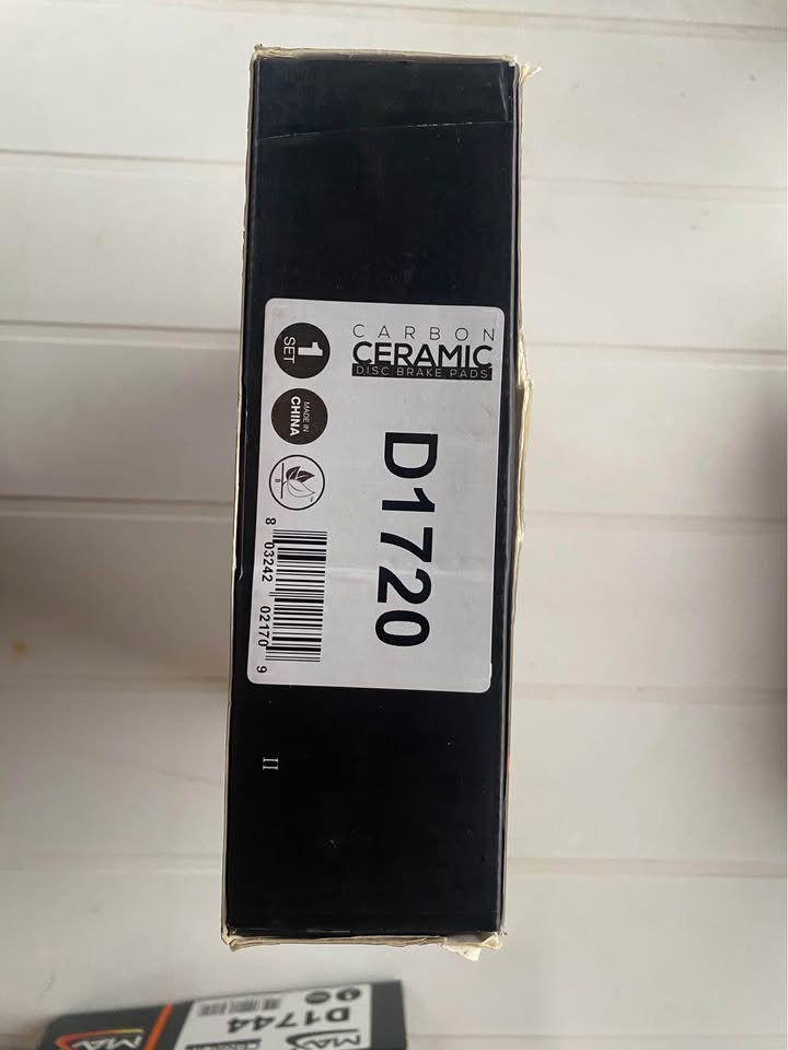 MAX D1720 carbon ceramic disc brake pads - photo 2