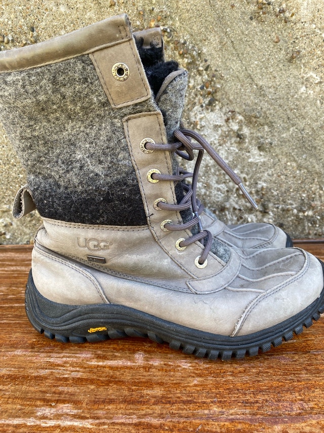 Ugg Boots - Sz 9