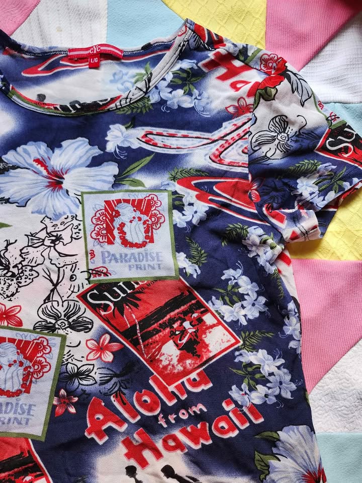 sheer mesh Hawaiian shirt in blue, red and white - photo 3