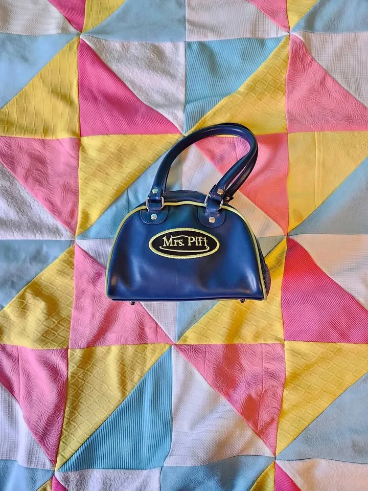 2000s Bowling bag style purse thumbnail