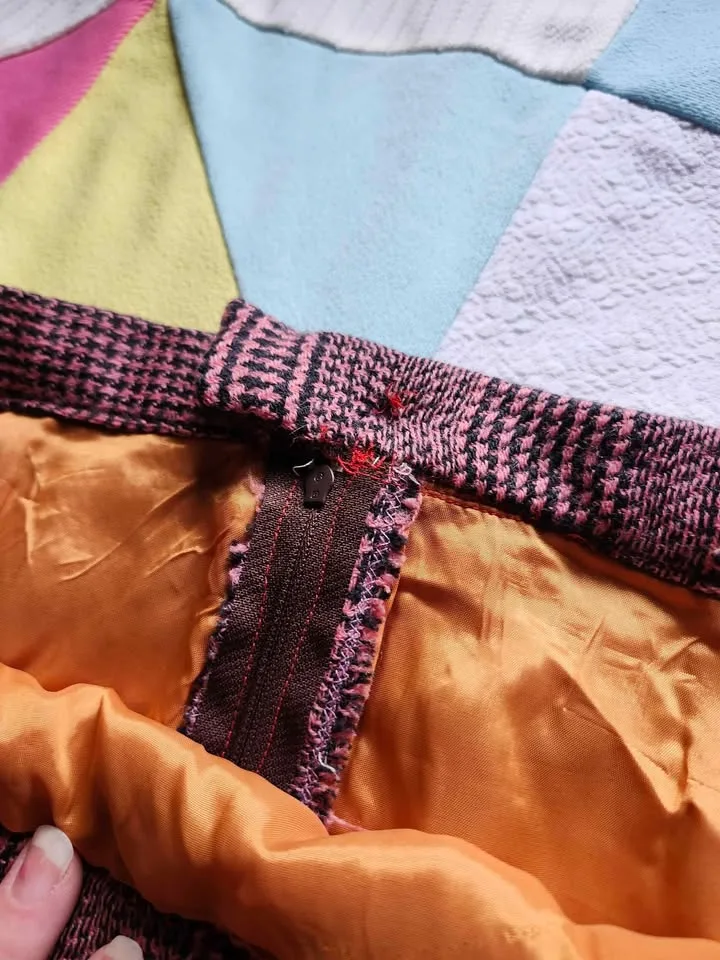 Vtg handmade 50s pencil skirt image indicator(4)