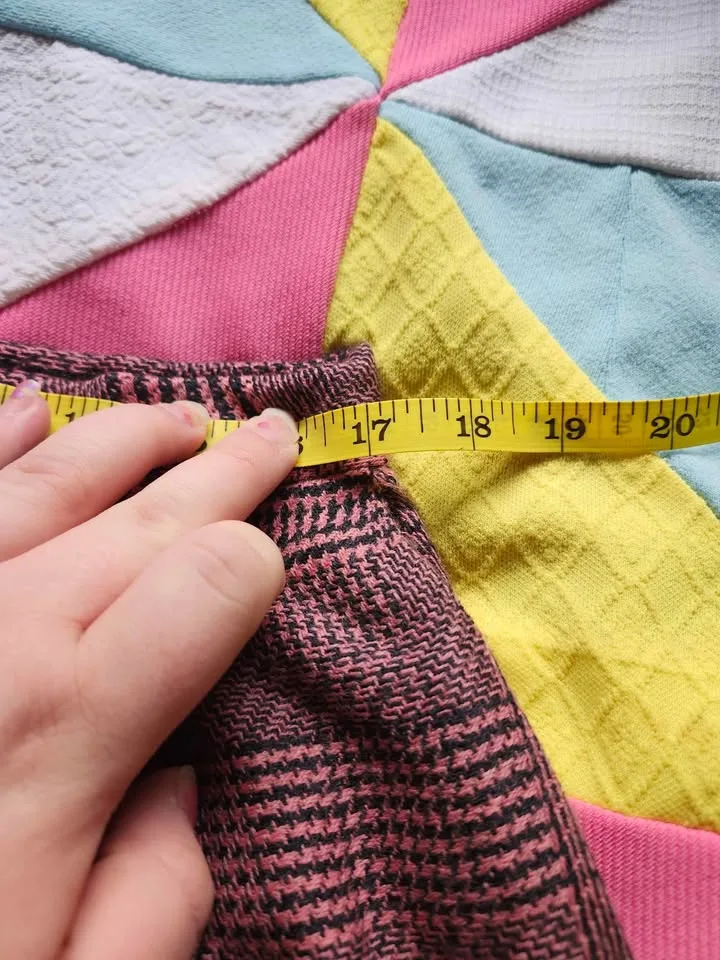 Vtg handmade 50s pencil skirt image indicator(5)