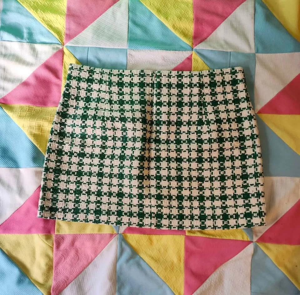 Green and white tweed skirt by Zara! image indicator(2)