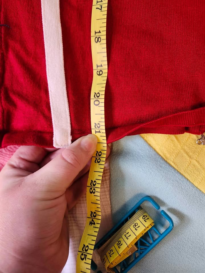 Unique zip-up red striped jacket/sweater - photo 5