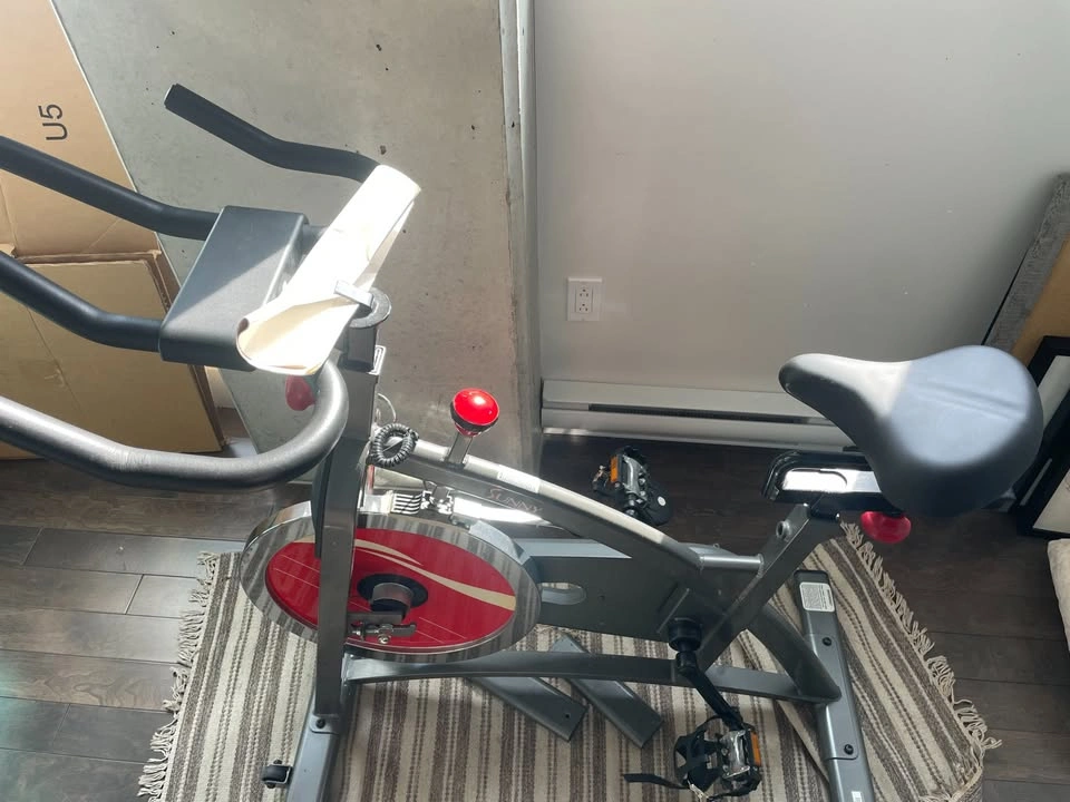 Sunny Health & Fitness Indoor Cycling Bike - photo 2