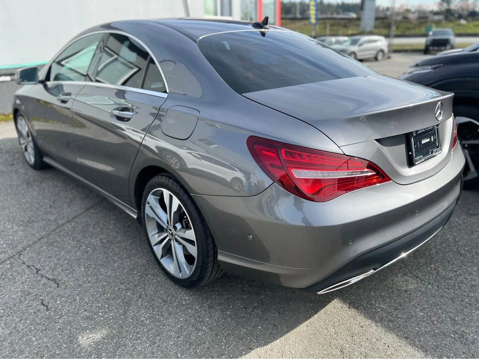2018 Mercedes-Benz CLA 250 4Matic - Low KMs - photo 4