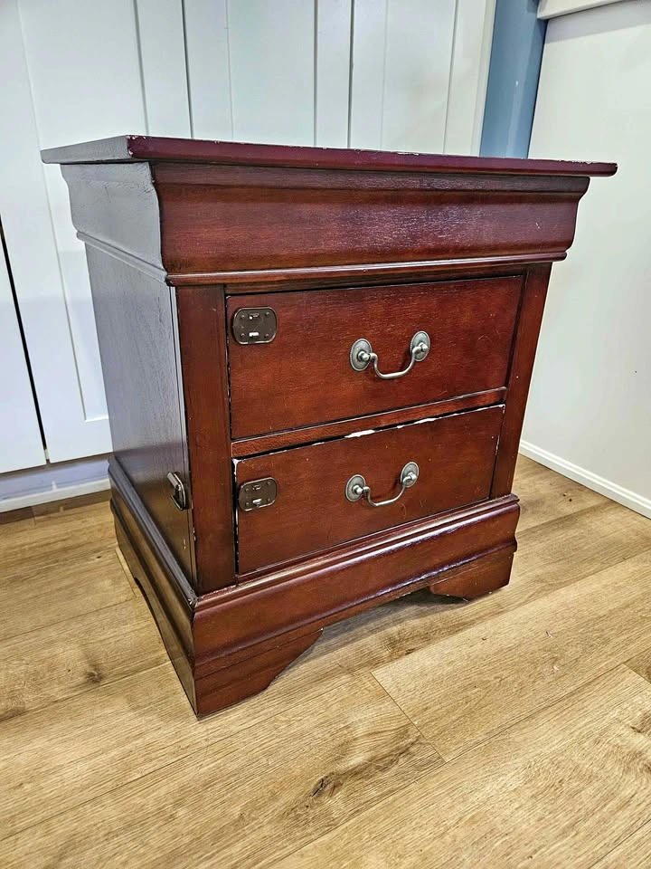 Solid Wood Nightstand / End Table – 2 Drawer – Dark Finish