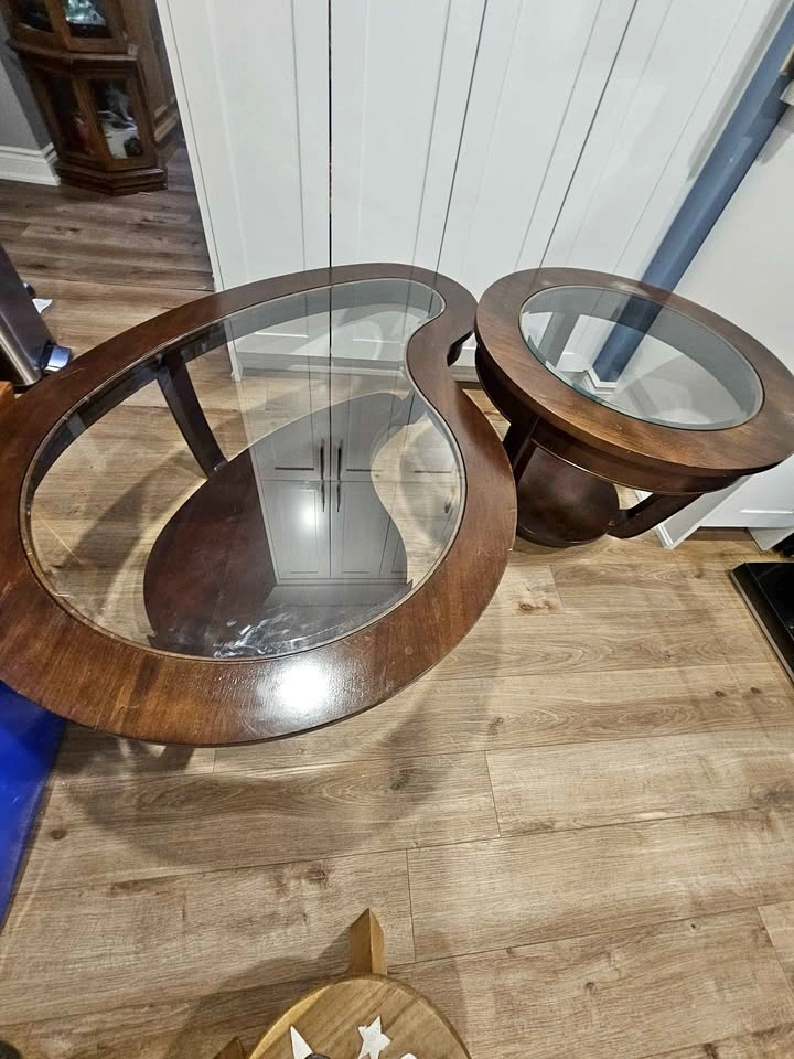 Dark wood glass top coffee and end table set