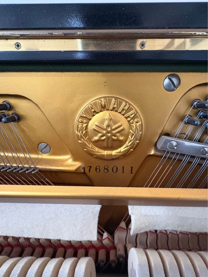 Yamaha U1 Upright Piano - photo 3