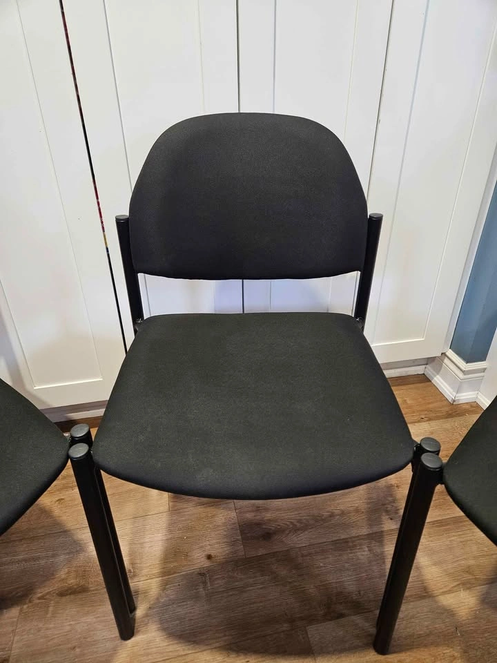 3 Black Chairs - photo 2