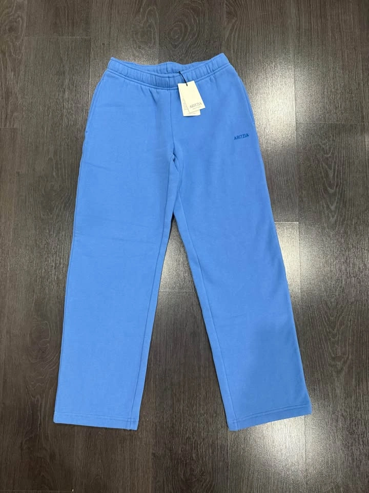 Aritzia Cozy Sweatfleece Mega Straight Sweatpant XS NWT - photo 3