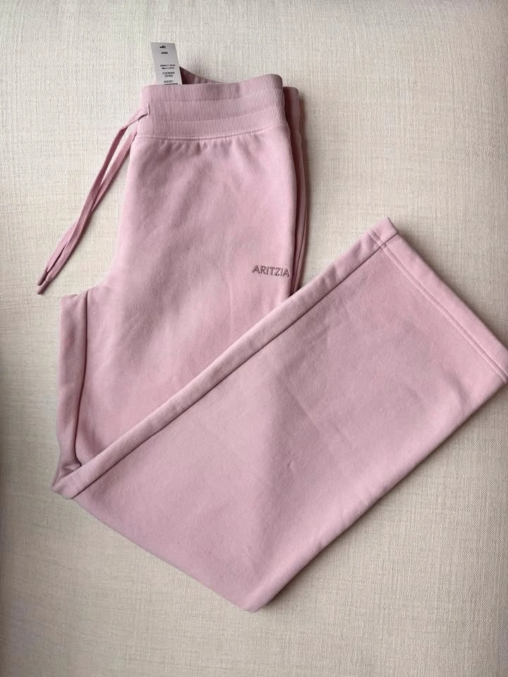 Aritzia Cozy Sweatfleece Snug Banded Sweatpant XS NWT