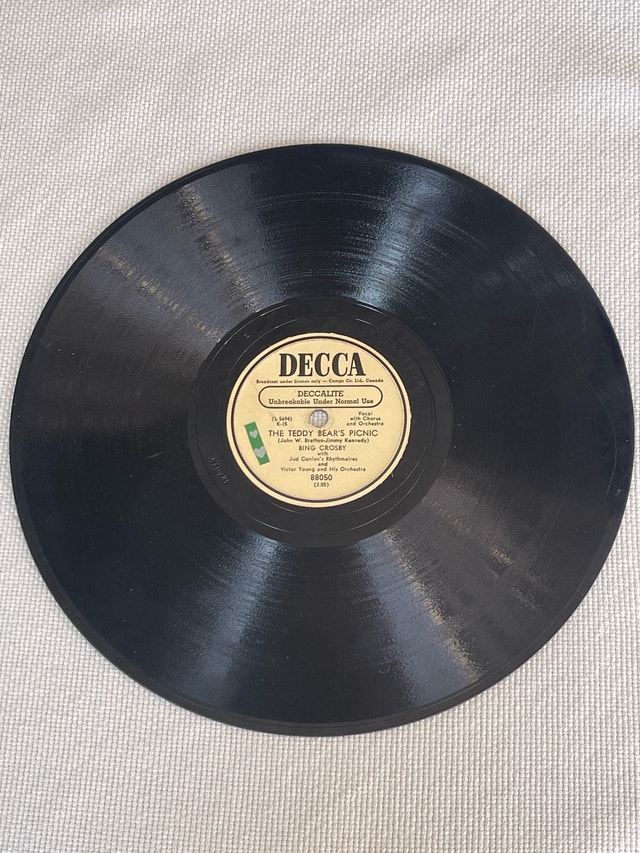 Bing Crosby 78 RPM - Rudolph the Red-Nosed Reindeer / Teddy Bear - photo 2