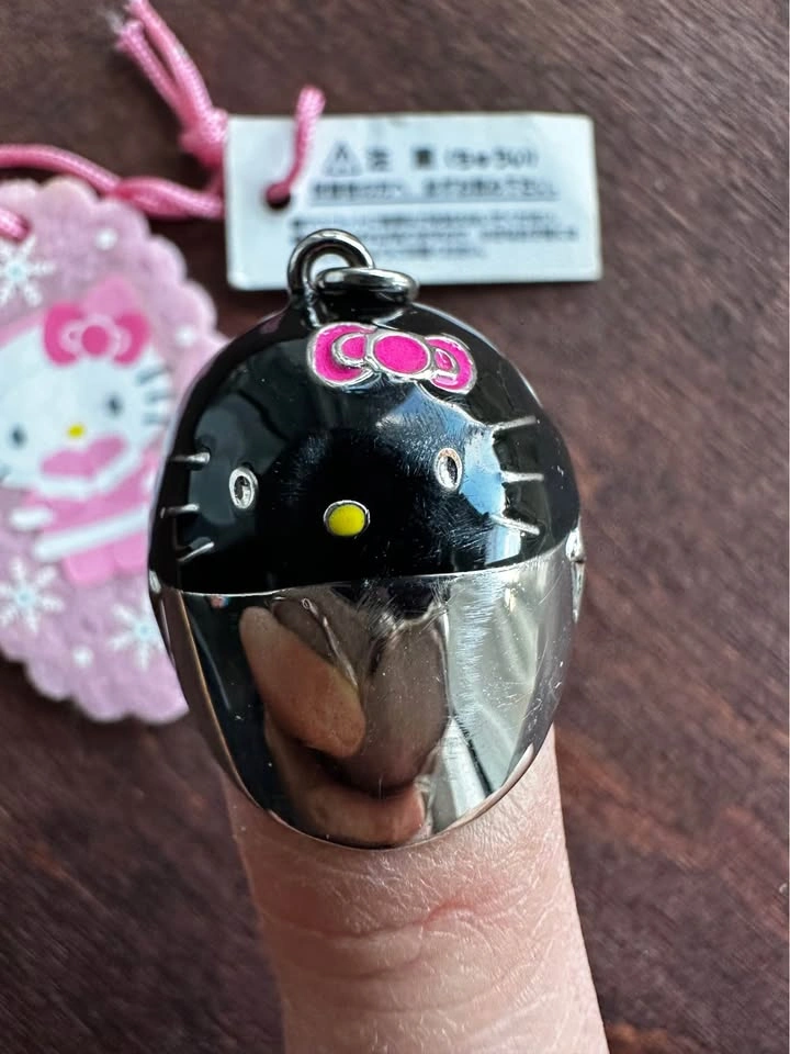 Sanrio Hello Kitty Helmet Keychain Charm 2005 & Pink Tag 2009 - photo 4