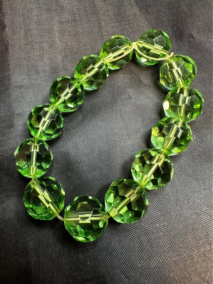 Green faceted bead bracelet - photo 3